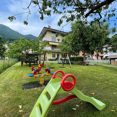 Residence Zecchini Tiarno di Sotto Buitenkant foto