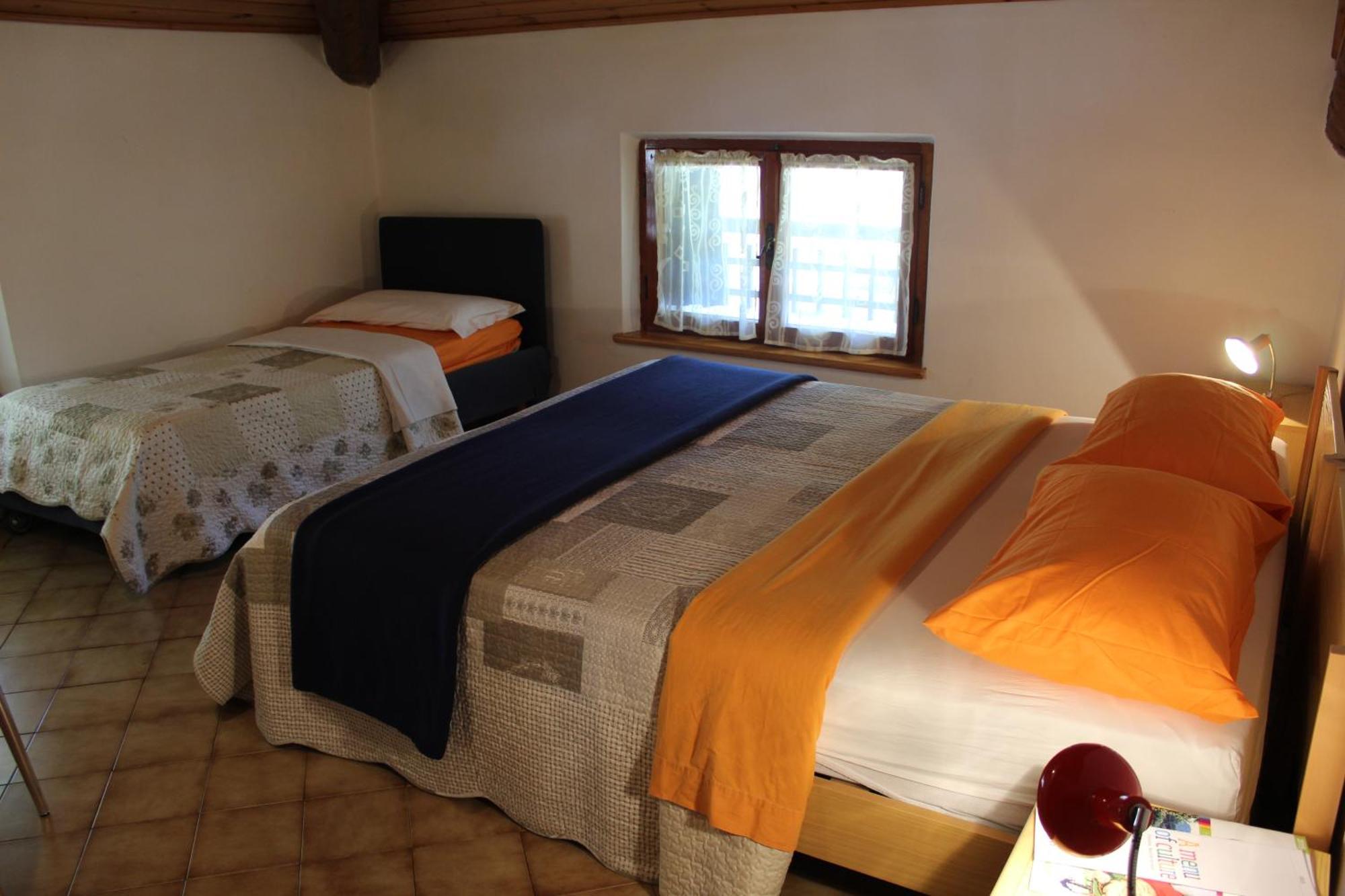 Residence Zecchini Tiarno di Sotto Buitenkant foto
